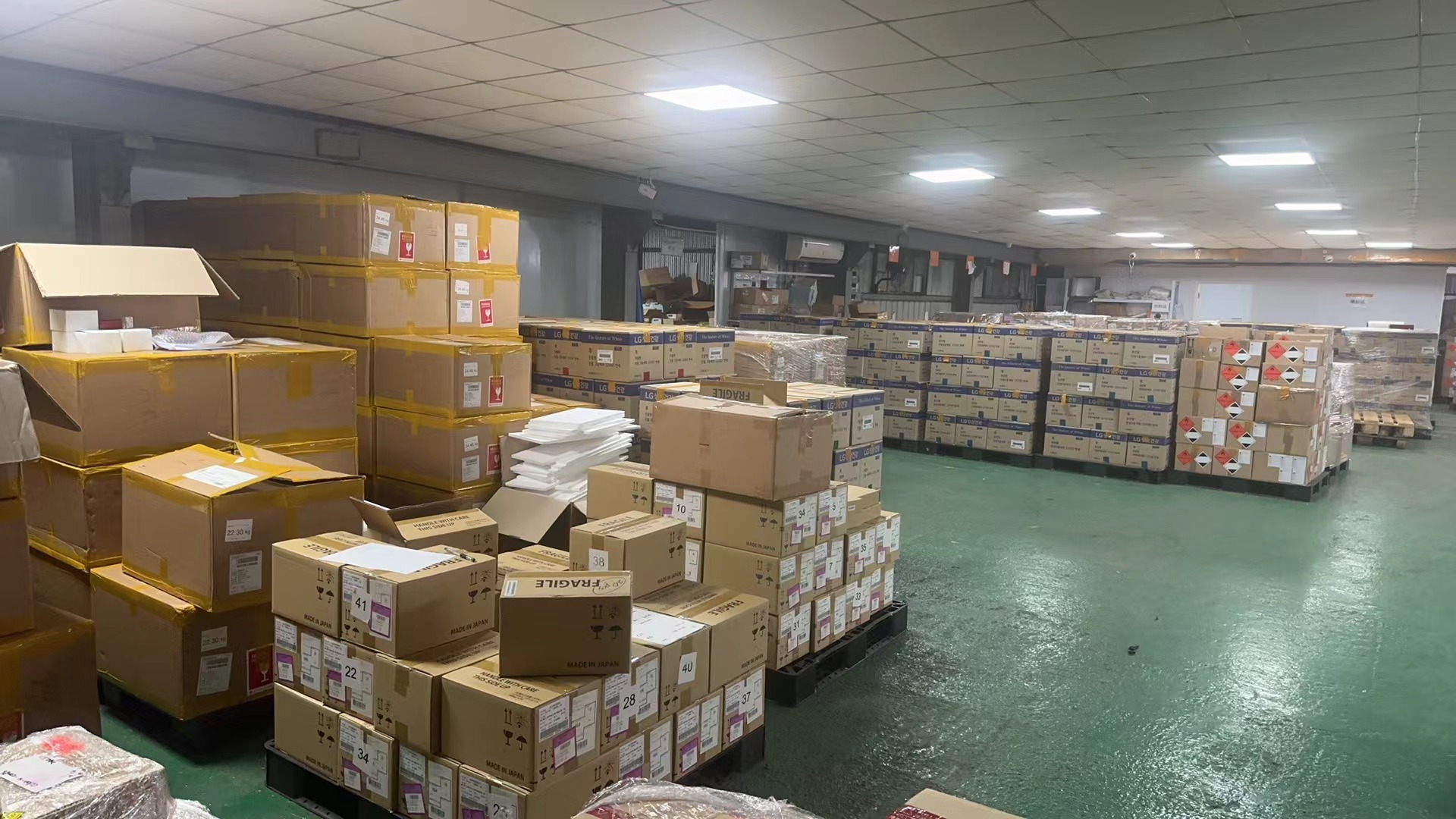 Professional Logistics Distribution